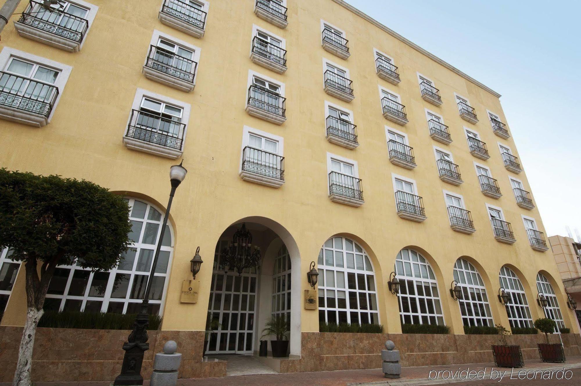 Fiesta Inn Toluca Centro Εξωτερικό φωτογραφία